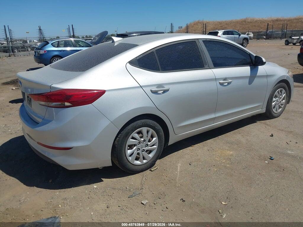5NPD74LF2HH110261 2017 HYUNDAI ELANTRA photo no. 4