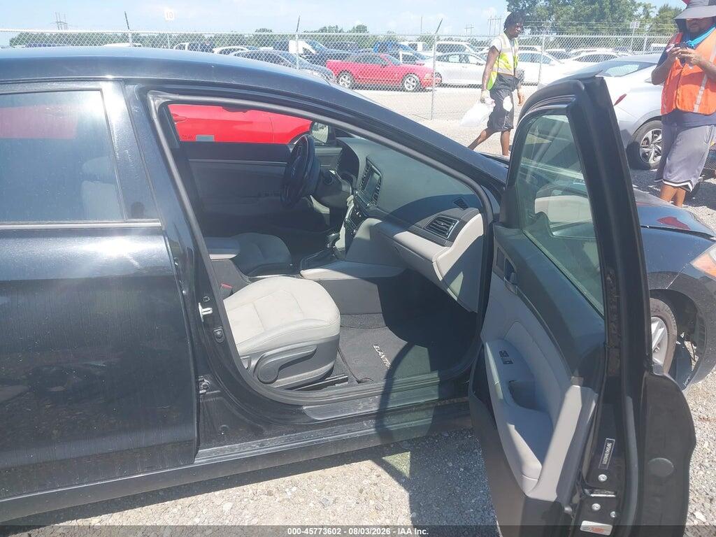 5NPD84LF8HH031111 2017 HYUNDAI ELANTRA photo no. 5