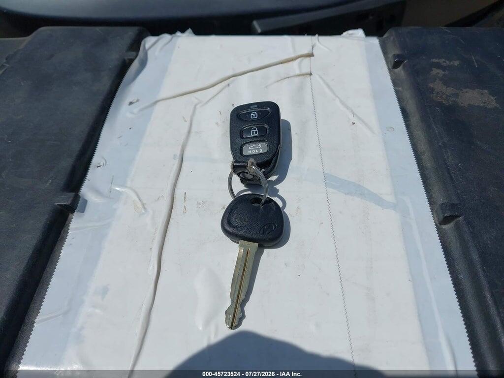 5NPD84LF5HH004433 2017 HYUNDAI ELANTRA photo no. 11