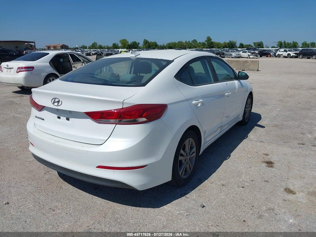 5NPD84LF4HH092990 2017 HYUNDAI ELANTRA photo no. 4