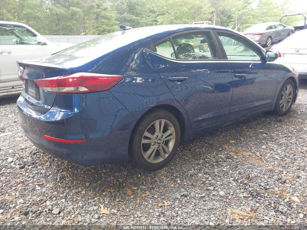 5NPD84LF6HH028059 2017 HYUNDAI ELANTRA photo no. 4