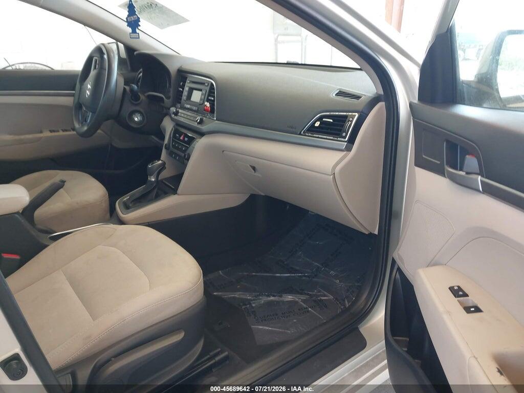 5NPD74LF8HH076214 2017 HYUNDAI ELANTRA photo no. 5