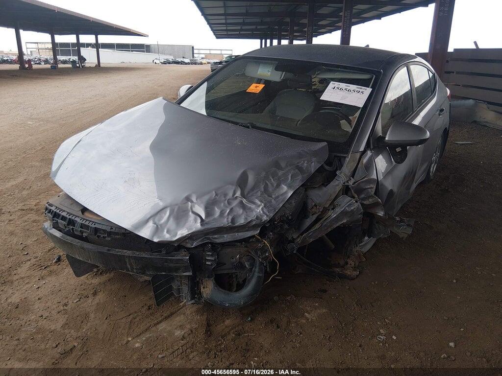 5NPD84LF7HH037613 2017 HYUNDAI ELANTRA photo no. 2
