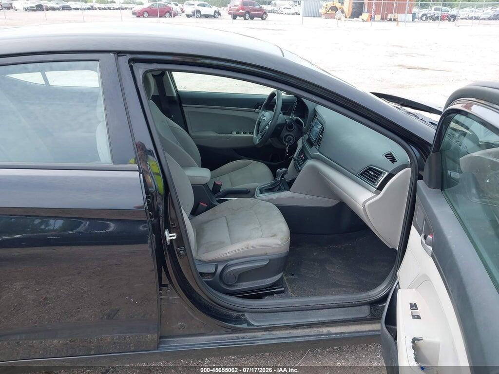 5NPD74LF7HH135611 2017 HYUNDAI ELANTRA photo no. 5