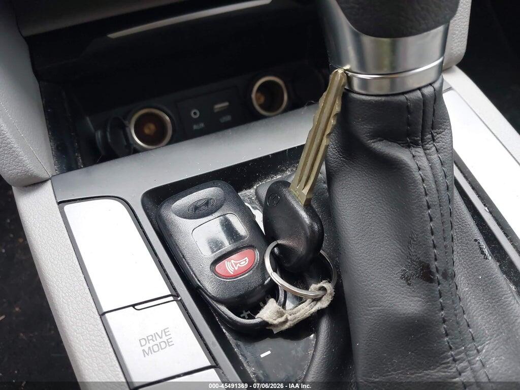5NPD84LF2HH140101 2017 HYUNDAI ELANTRA photo no. 11