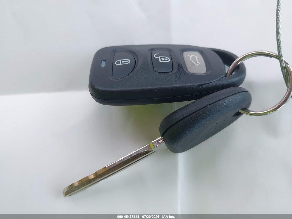 5NPD84LF7HH075634 2017 HYUNDAI ELANTRA photo no. 11