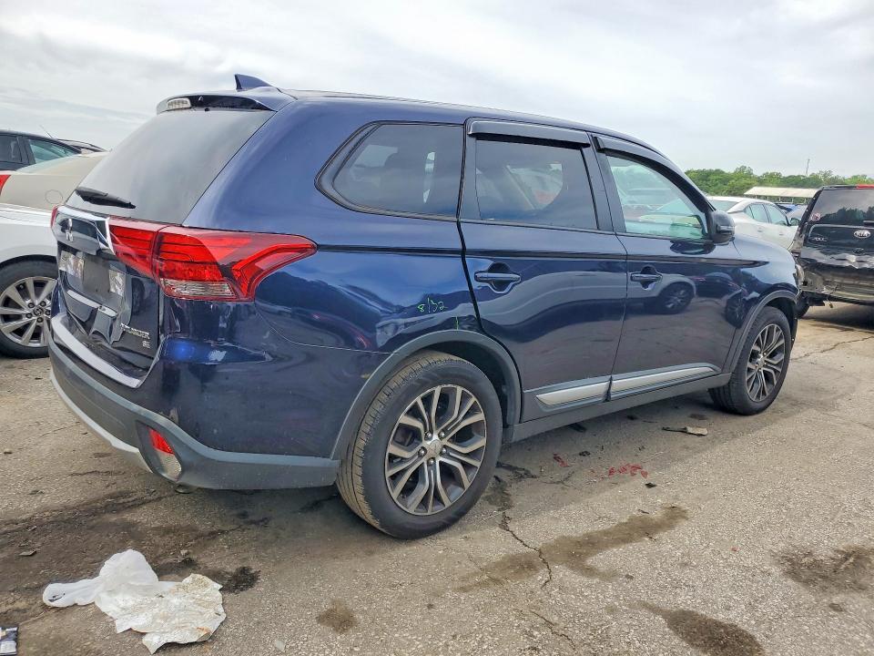 2017 MITSUBISHI OUTLANDER SE — Фото 3 из 12