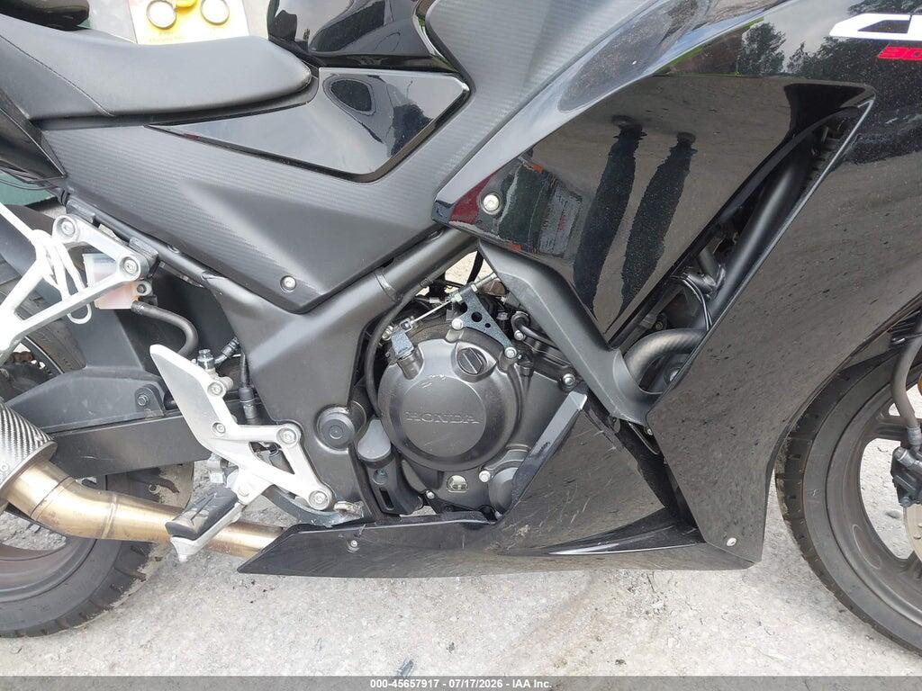 MLHNC5106G5200643 2016 HONDA CBR300 photo no. 8