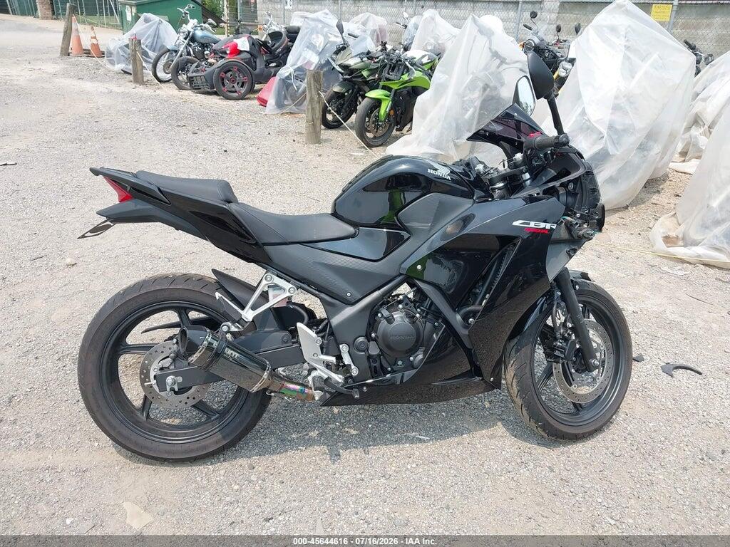 MLHNC5107G5200196 2016 HONDA CBR300 photo no. 12