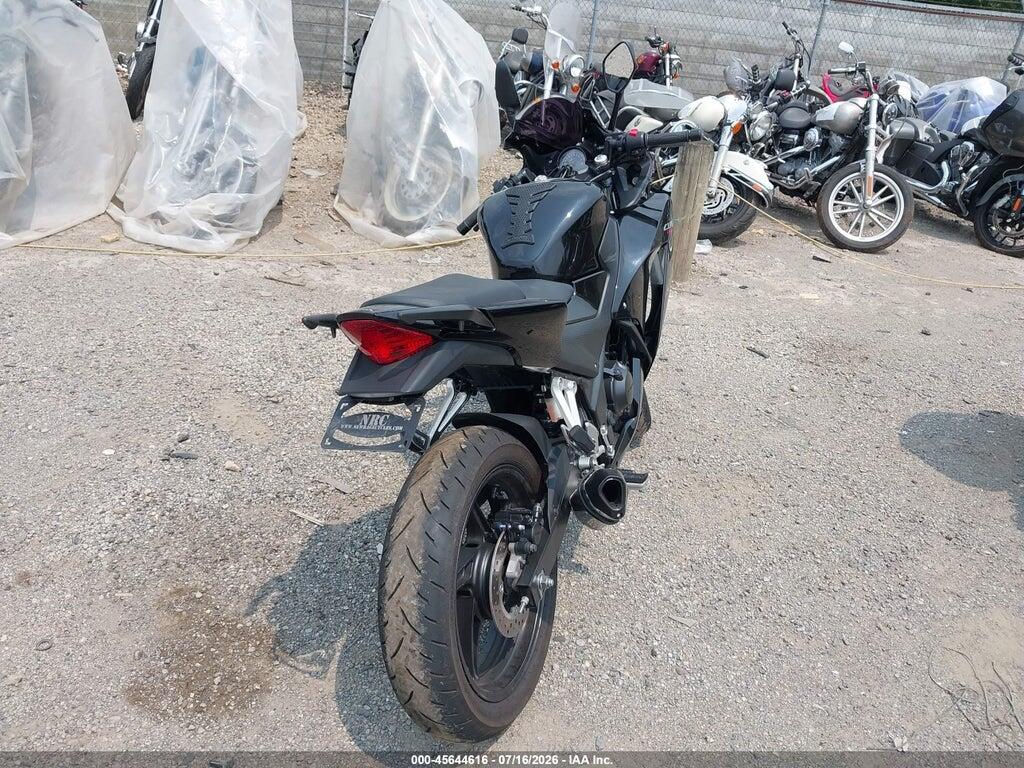 MLHNC5107G5200196 2016 HONDA CBR300 photo no. 4