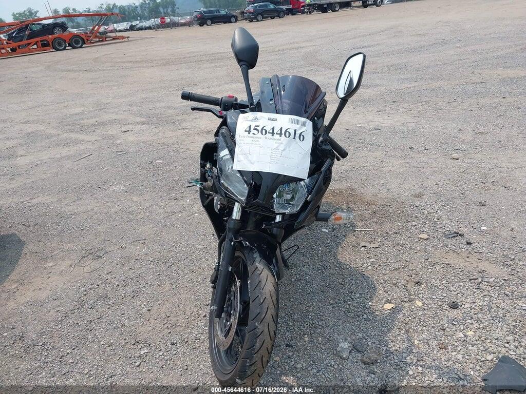 MLHNC5107G5200196 2016 HONDA CBR300 photo no. 5