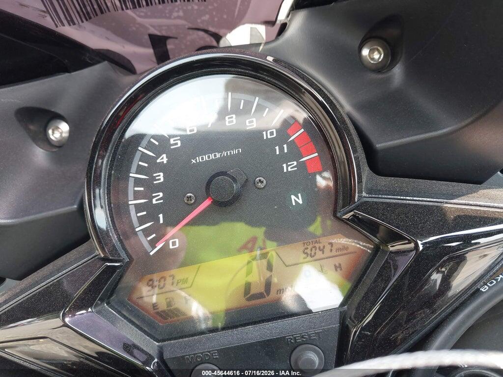 MLHNC5107G5200196 2016 HONDA CBR300 photo no. 7