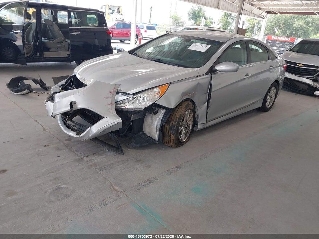 5NPEB4AC2EH941265 2014 HYUNDAI SONATA photo no. 2
