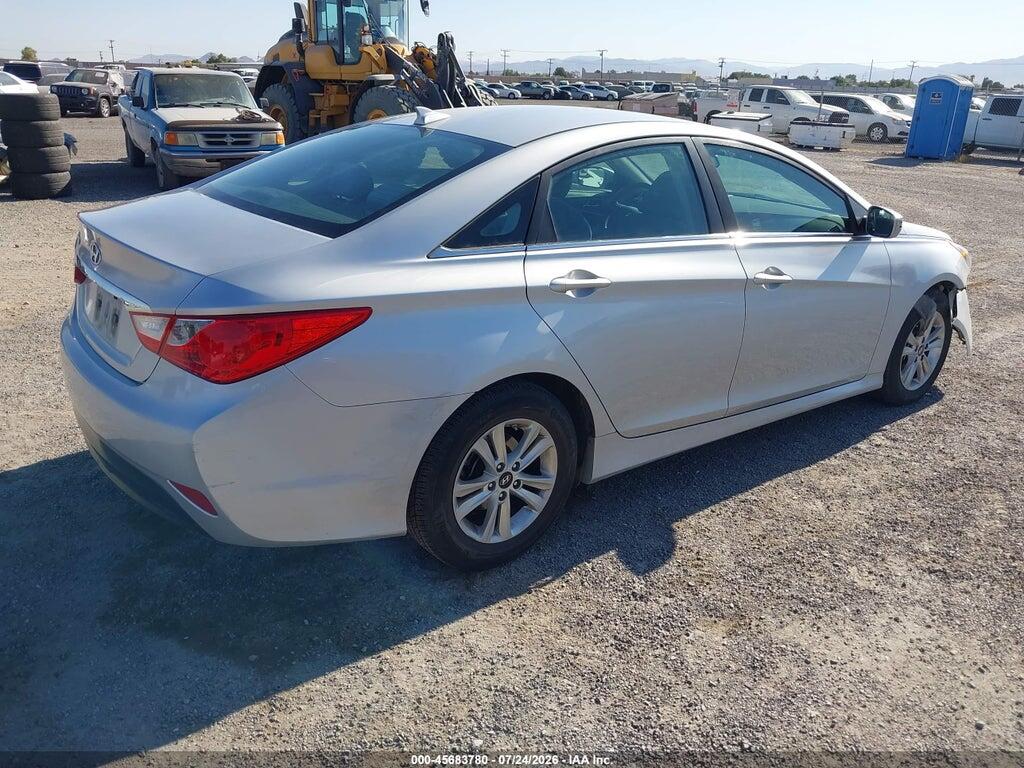 5NPEB4AC1EH935022 2014 HYUNDAI SONATA photo no. 4