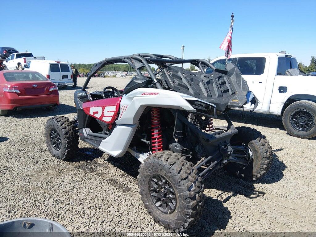 3JBVJAY20RE000568 2024 CAN-AM MAVERICK X3 photo no. 3