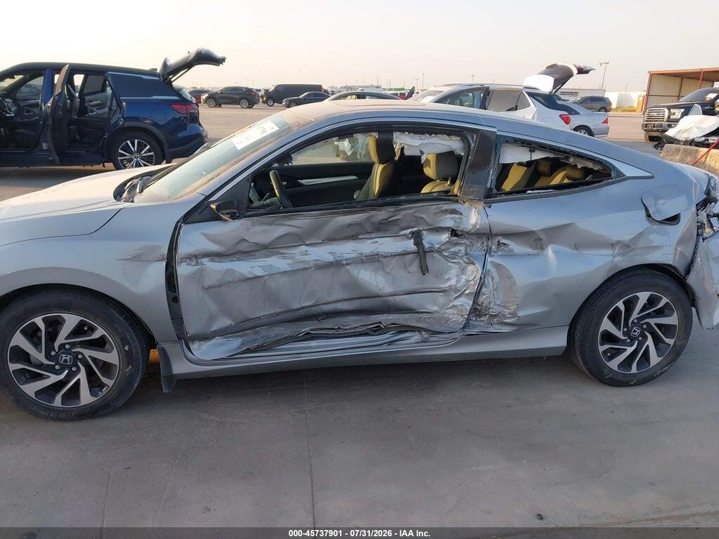 2HGFC4B05GH305006 2016 HONDA CIVIC photo no. 6