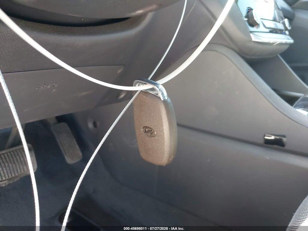 KMHC65LC7HU025136 2017 HYUNDAI IONIQ HYBRID photo no. 11