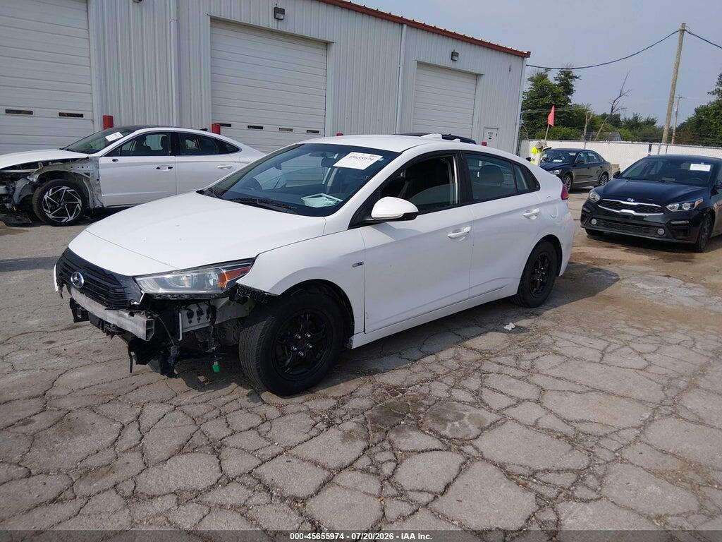 KMHC65LC3HU023304 2017 HYUNDAI IONIQ HYBRID photo no. 2