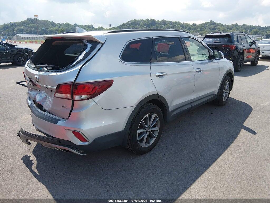 KM8SMDHF7HU256343 2017 HYUNDAI SANTA FE photo no. 4