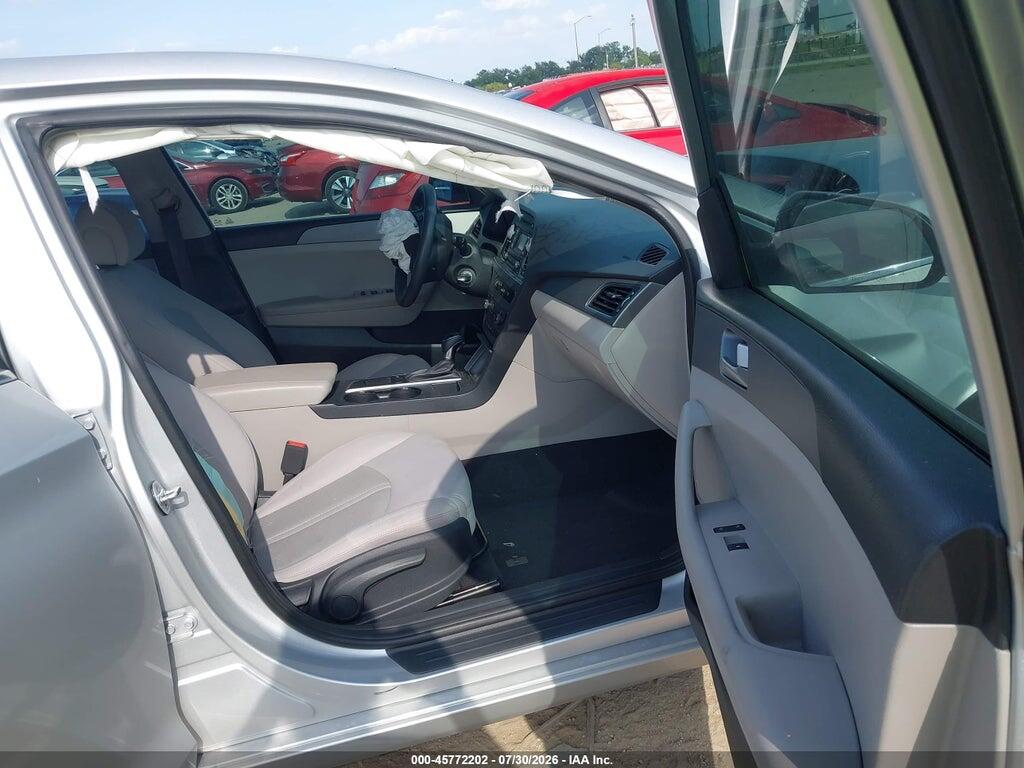 5NPE24AF8HH596287 2017 HYUNDAI SONATA photo no. 5