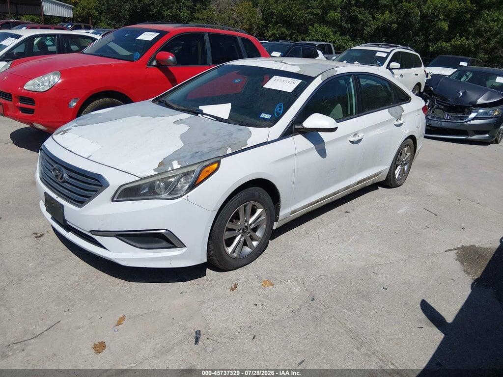 5NPE24AF4HH443597 2017 HYUNDAI SONATA photo no. 2