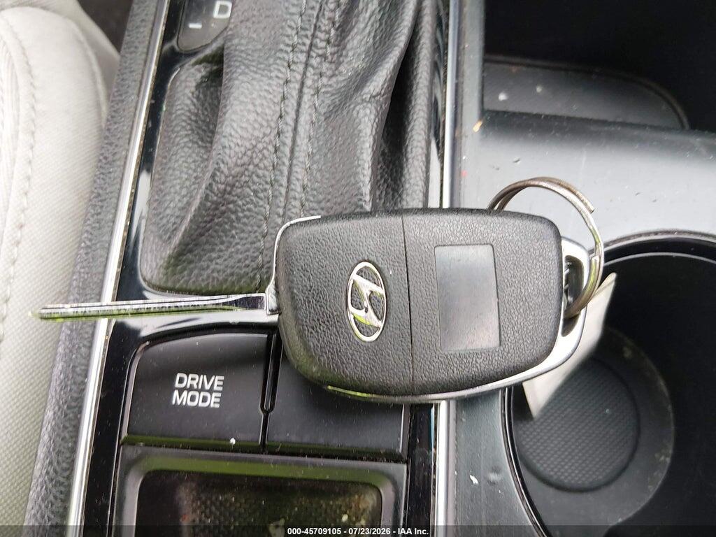 5NPE24AF0HH571335 2017 HYUNDAI SONATA photo no. 11