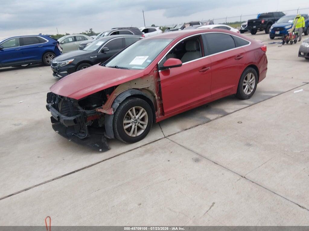 5NPE24AF0HH571335 2017 HYUNDAI SONATA photo no. 2
