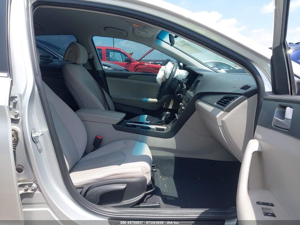 5NPE24AF6HH533401 2017 HYUNDAI SONATA photo no. 5
