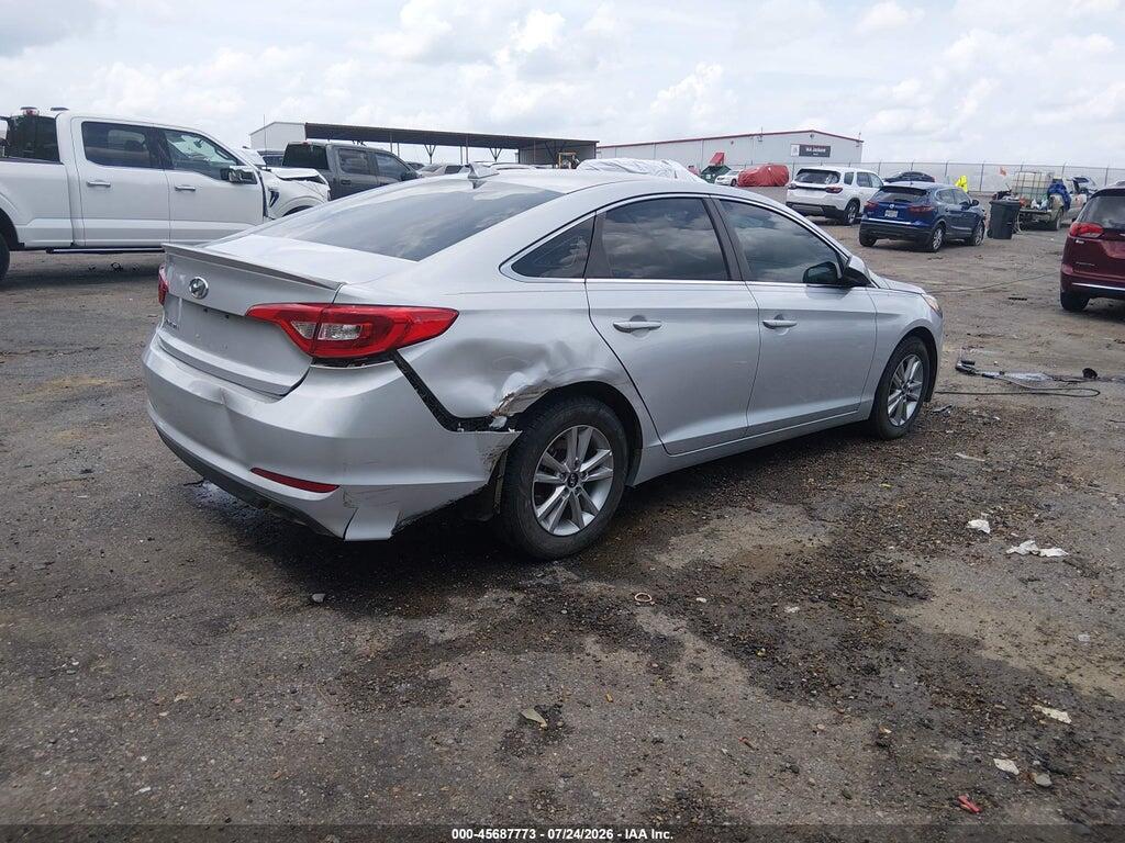 5NPE24AF7HH525324 2017 HYUNDAI SONATA photo no. 4