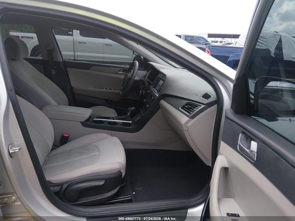 5NPE24AF7HH525324 2017 HYUNDAI SONATA photo no. 5