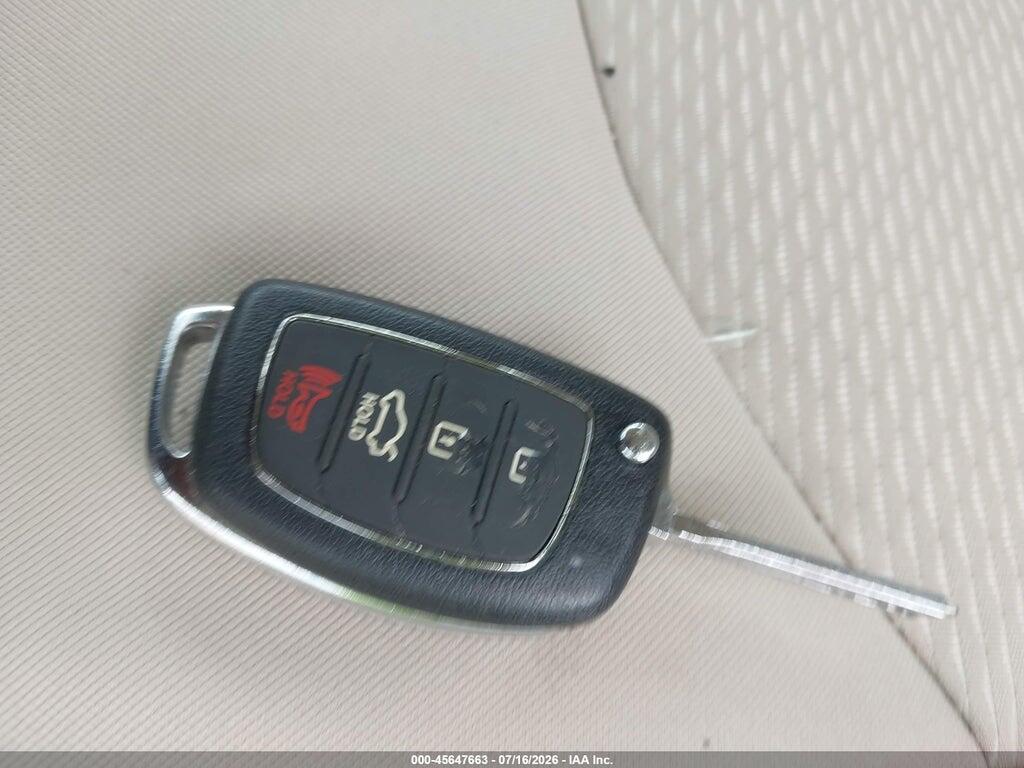 5NPE24AFXHH588224 2017 HYUNDAI SONATA photo no. 11