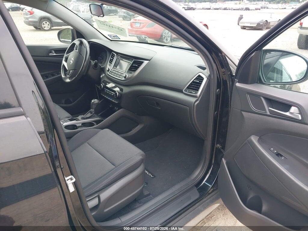 KM8J3CA22HU528894 2017 HYUNDAI TUCSON photo no. 5