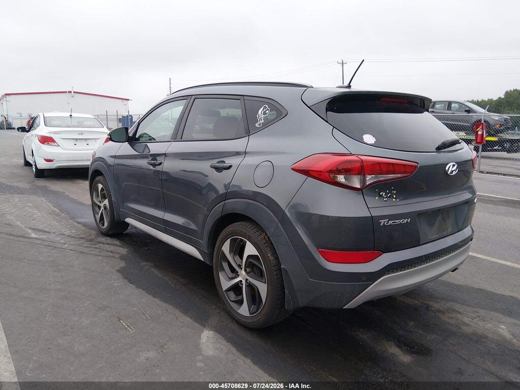 KM8J3CA2XHU554837 2017 HYUNDAI TUCSON photo no. 3