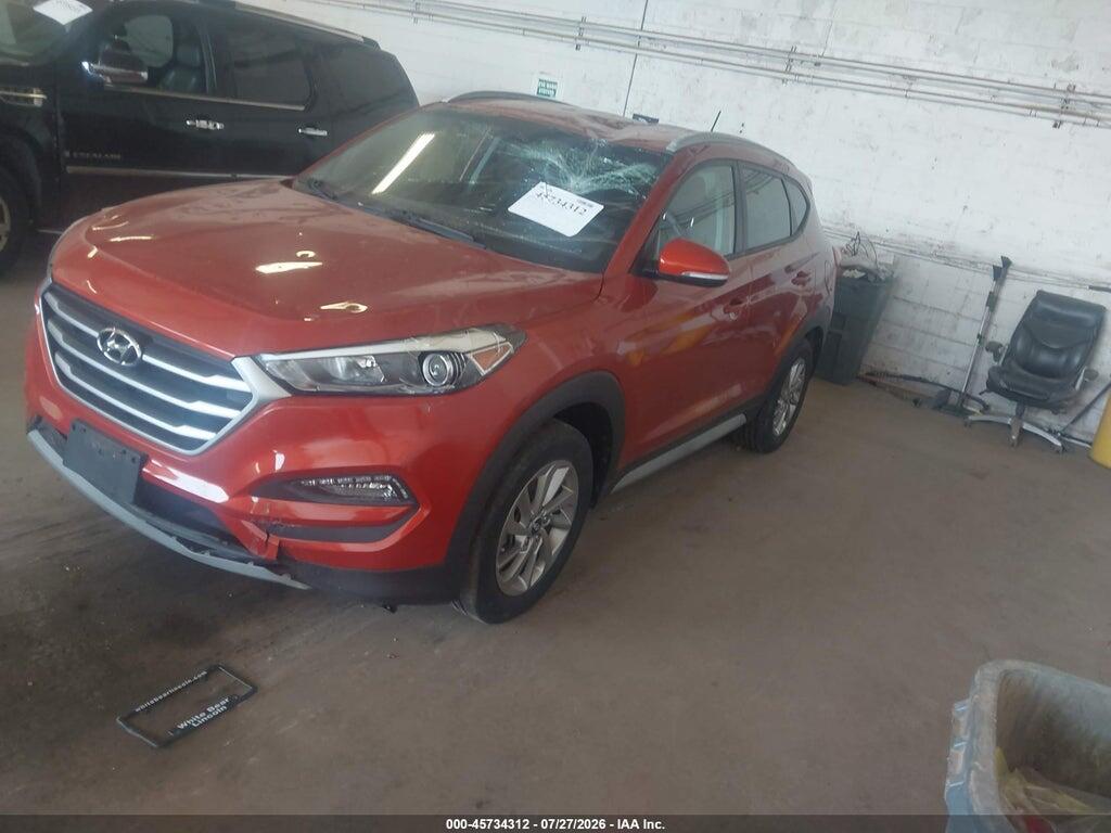 KM8J3CA2XHU421933 2017 HYUNDAI TUCSON photo no. 2