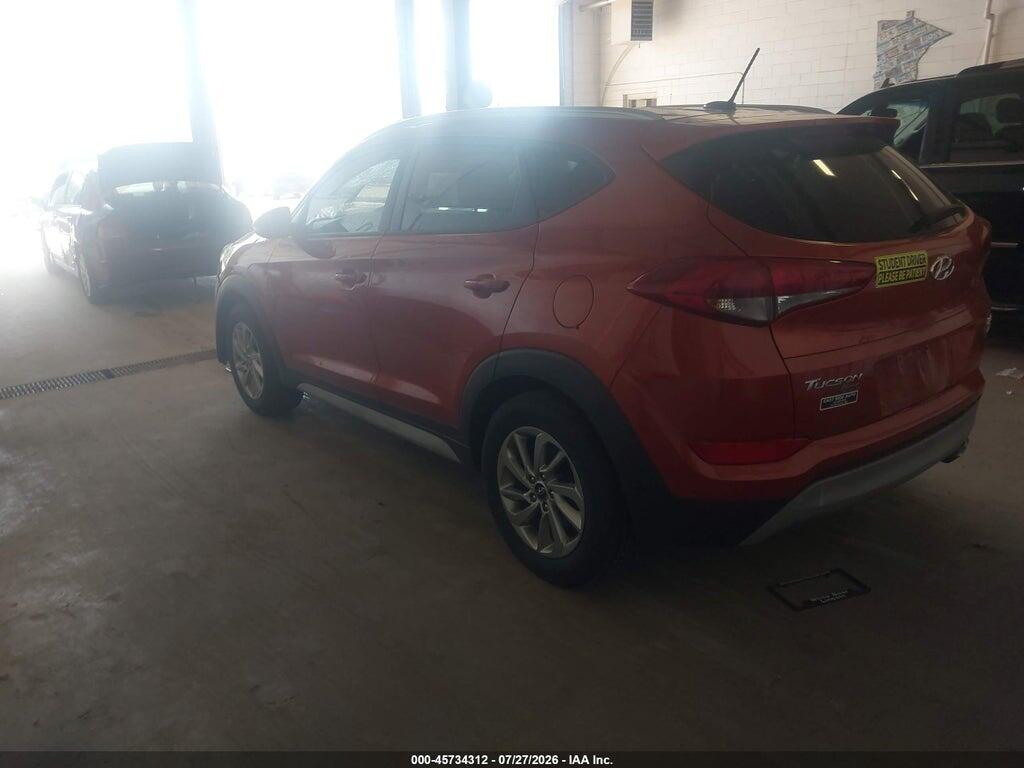 KM8J3CA2XHU421933 2017 HYUNDAI TUCSON photo no. 3