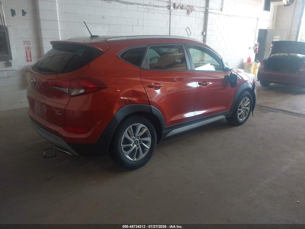 KM8J3CA2XHU421933 2017 HYUNDAI TUCSON photo no. 4