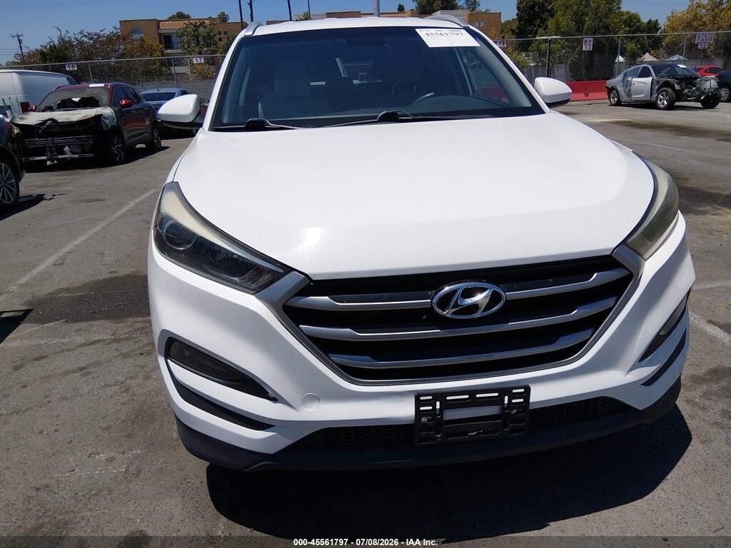 KM8J3CA49HU446565 2017 HYUNDAI TUCSON photo no. 12