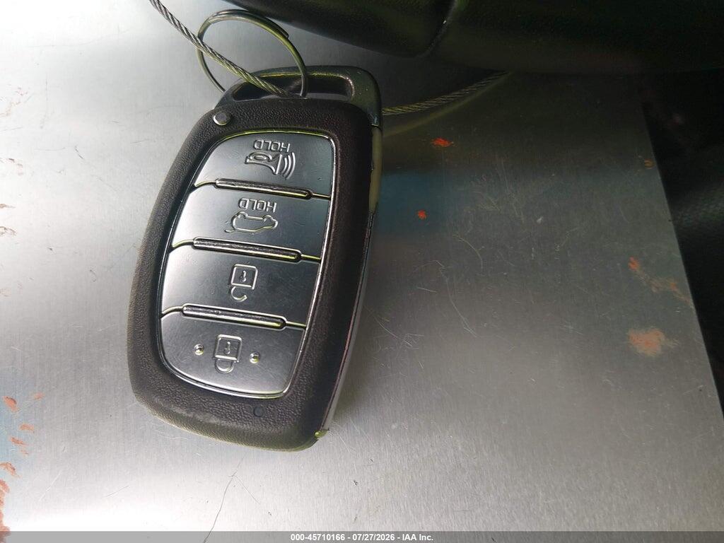 KM8J3CA2XHU351835 2017 HYUNDAI TUCSON photo no. 11