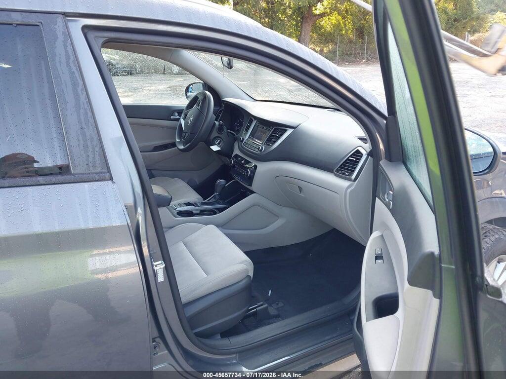 KM8J33A44HU439801 2017 HYUNDAI TUCSON photo no. 5
