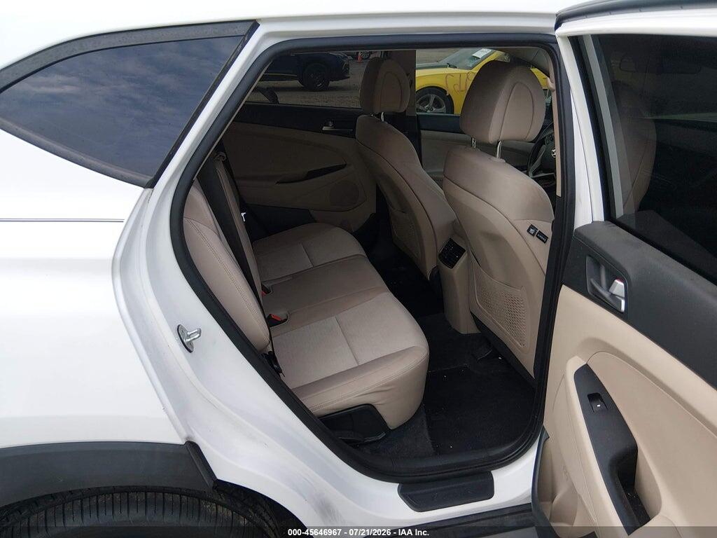 KM8J3CA2XHU391638 2017 HYUNDAI TUCSON photo no. 8