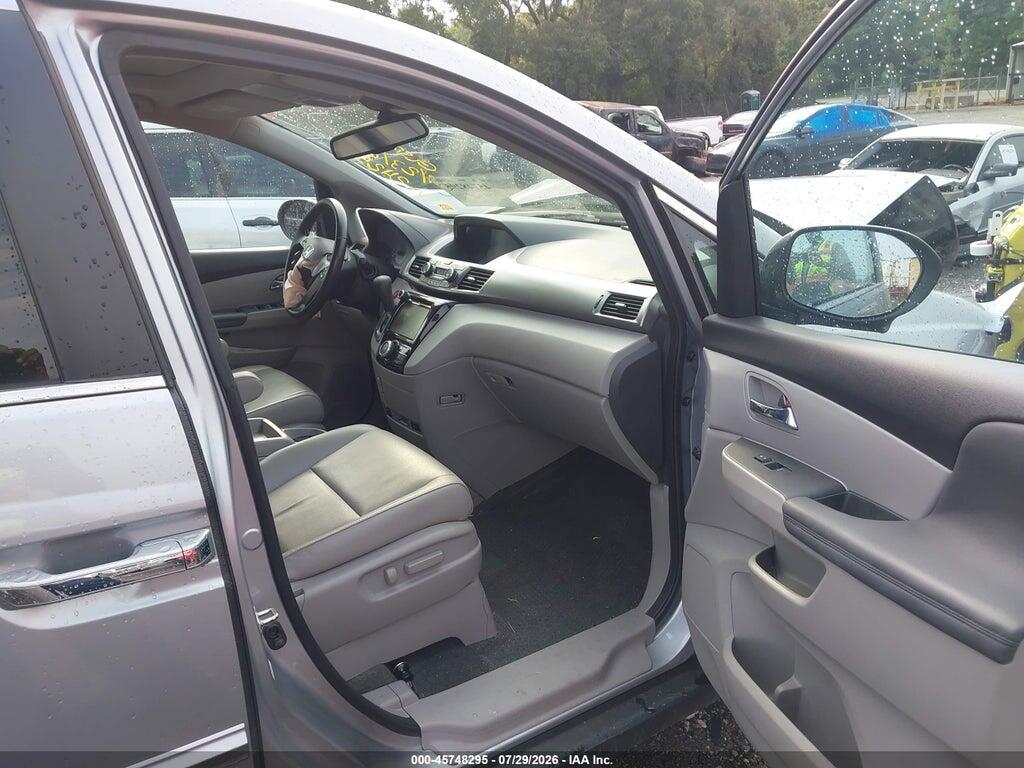 5FNRL5H60GB082425 2016 HONDA ODYSSEY photo no. 5