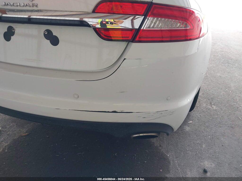 SAJWA0ES3EPU18974 2014 JAGUAR XF photo no. 12