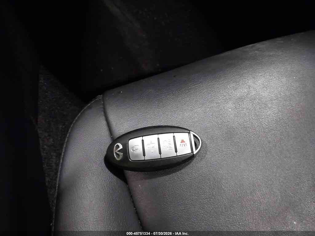 JN1EV7AR1HM841068 2017 INFINITI Q50 photo no. 11