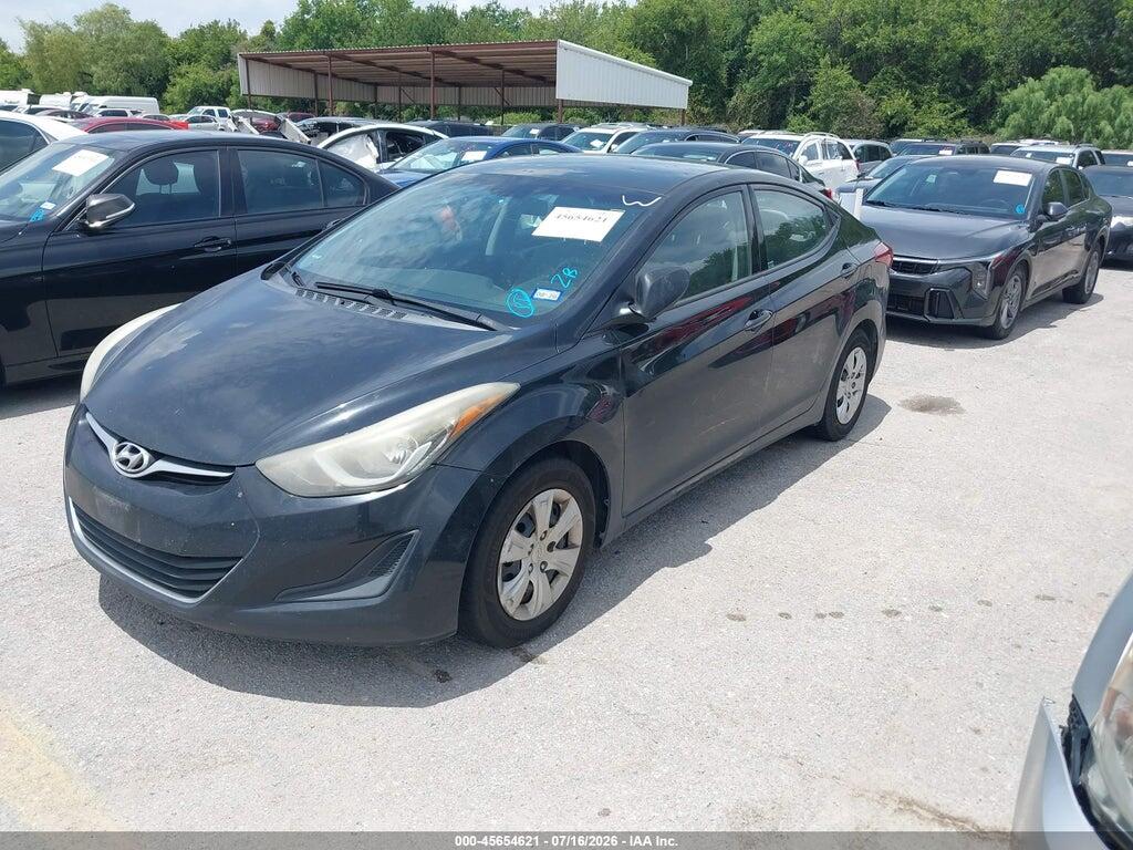 5NPDH4AE2GH694666 2016 HYUNDAI ELANTRA photo no. 2