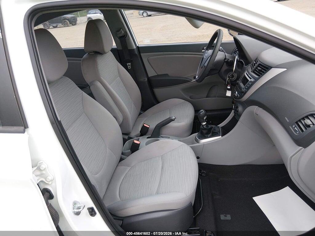 KMHCT4AE3GU974348 2016 HYUNDAI ACCENT photo no. 5