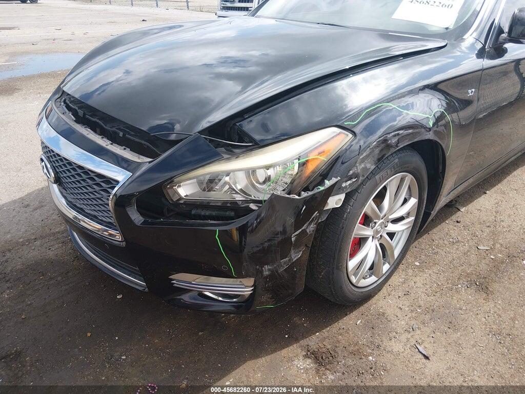 JN1BY1AP1HM740604 2017 INFINITI Q70 photo no. 6
