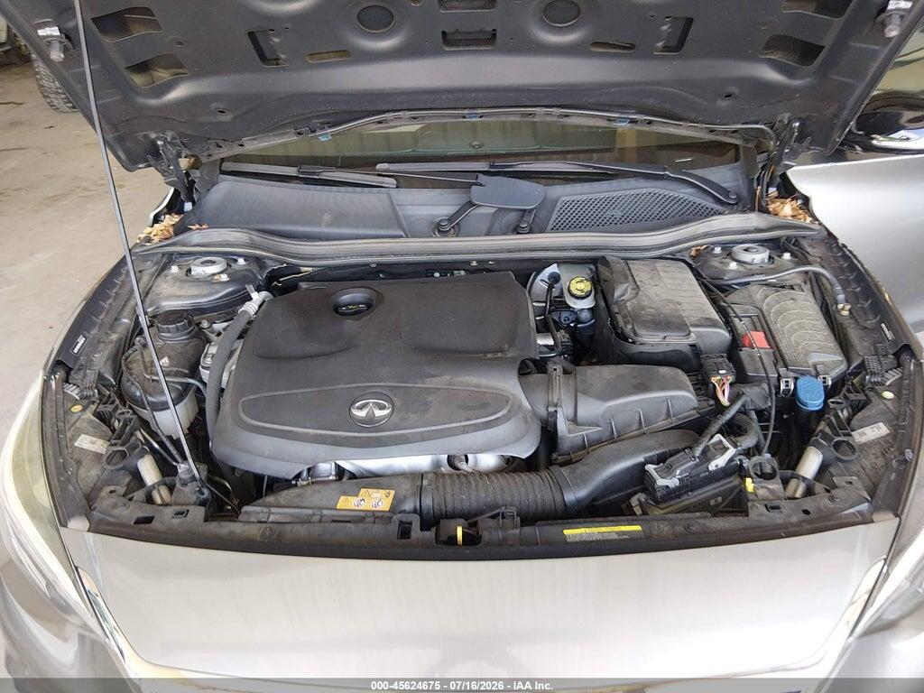 SJKCH5CR8HA032131 2017 INFINITI QX30 photo no. 10