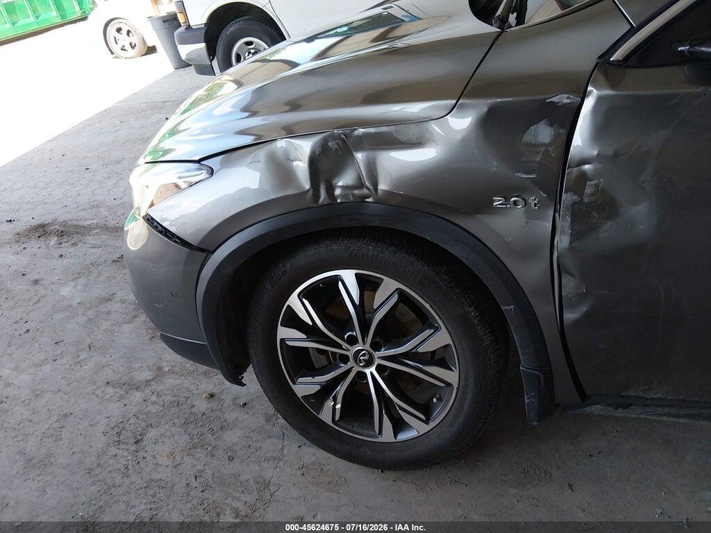 SJKCH5CR8HA032131 2017 INFINITI QX30 photo no. 6