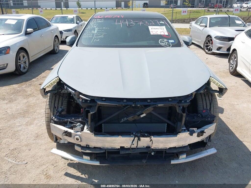 WBA23EH06SCT60941 2025 BMW 740I photo no. 12