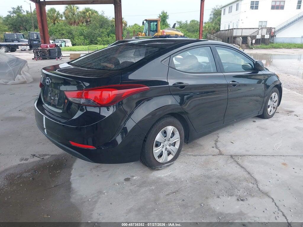 5NPDH4AE8GH711924 2016 HYUNDAI ELANTRA photo no. 4